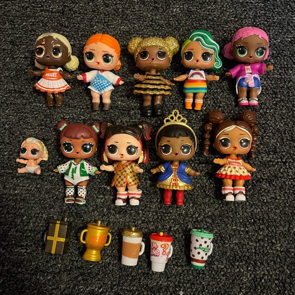 L.O.L. Doll lot